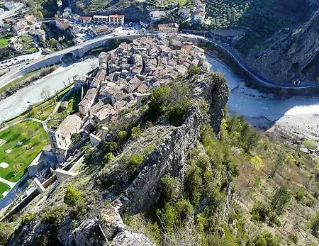 La 21, En Provence, Proche De * Entrevaux