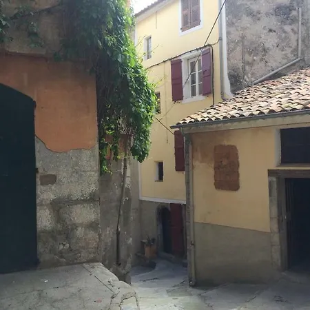 Bed & Breakfast La 21, En Provence, Proche De 3*